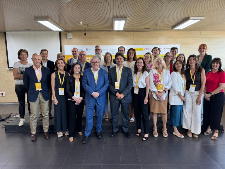 Lee más sobre el artículo UNIFAM MANTIENE UNA PARTICIPACIÓN ACTIVA EN EL CONGRESO “GO GLOBAL 2025″